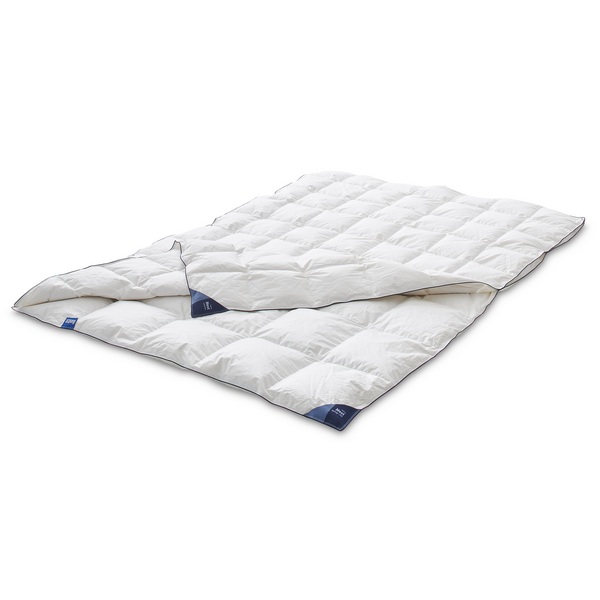 Auping-Nest-4-seizoenendekbed-open Auping Nest 90% gerecyclede dons dekbed 4 seizoenen
