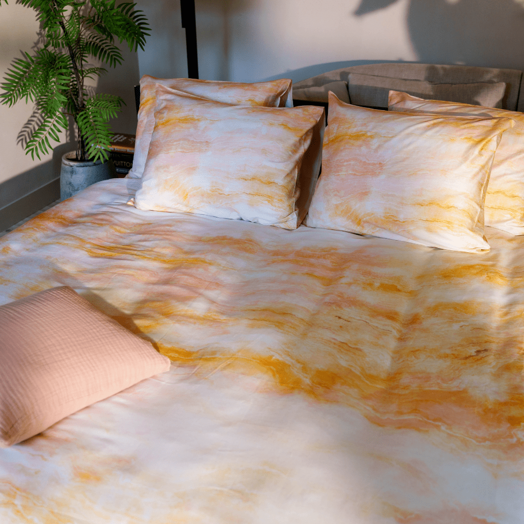 KAYORI ECHI DEKBEDOVERTREK 240X200/220 KATOENSATIJN KAYORI ECHI DEKBEDOVERTREK 240X200/220 KATOENSATIJN