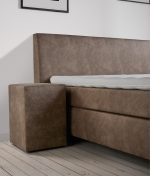 Hoofdbord Edge met Hocker