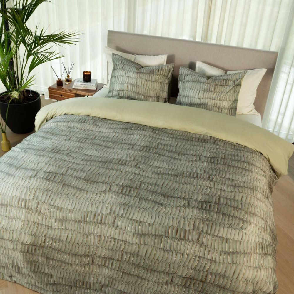 dbo_-_mina_-_olijfgroen_3_ Kayori Mina olijfgroen 140x200/220cm katoensatijn - Afbeelding 1