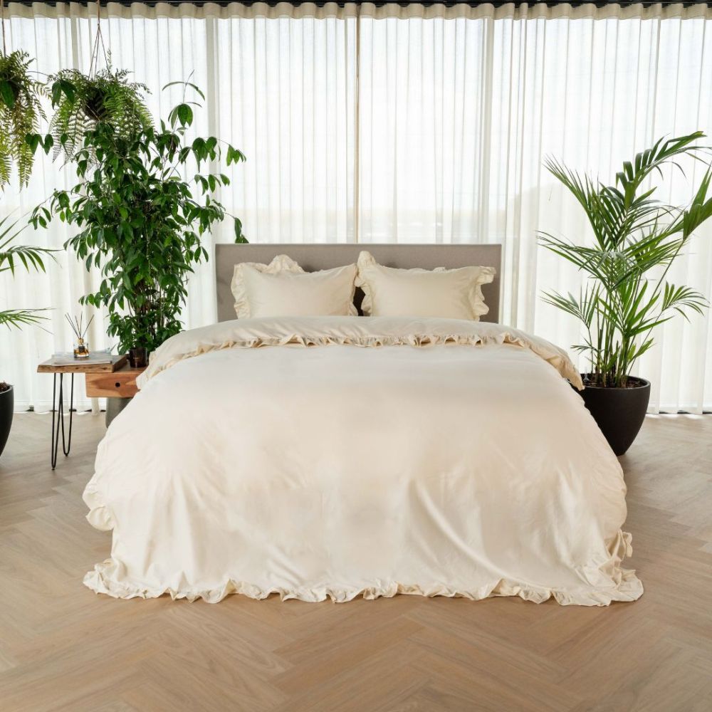 dbo_-_oda_-_parelmoer_1_ Kayori Oda katoen satijn