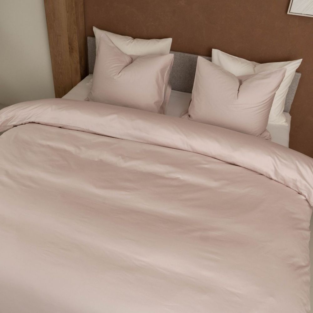 dona_-_nude_4_ Kayori Dona nude 140x200/220cm katoensatijn - Afbeelding 1