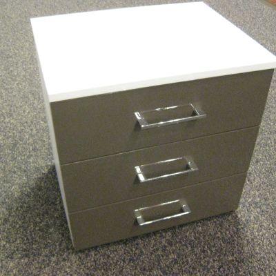 5 plus lava high gloss