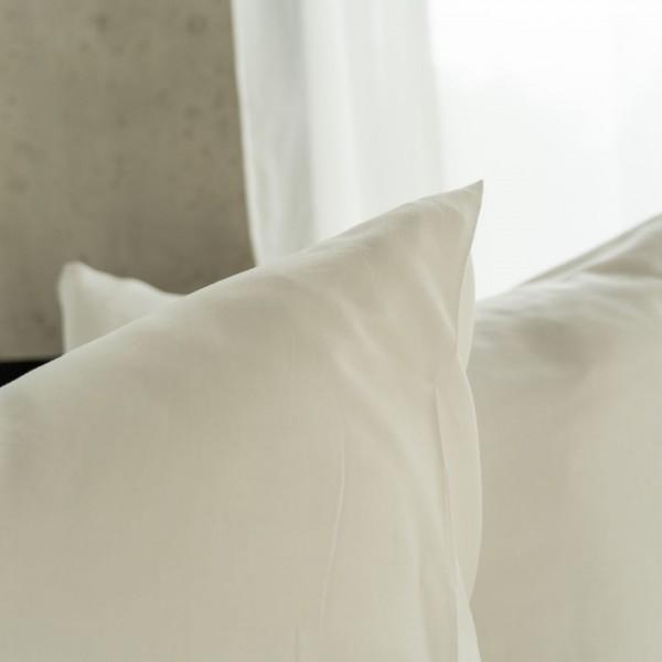 KAYORU NIKAYA WIT 240X200/220CM TENCEL KAYORI NIKAYA WIT 240X200/220CM 100% TENCEL